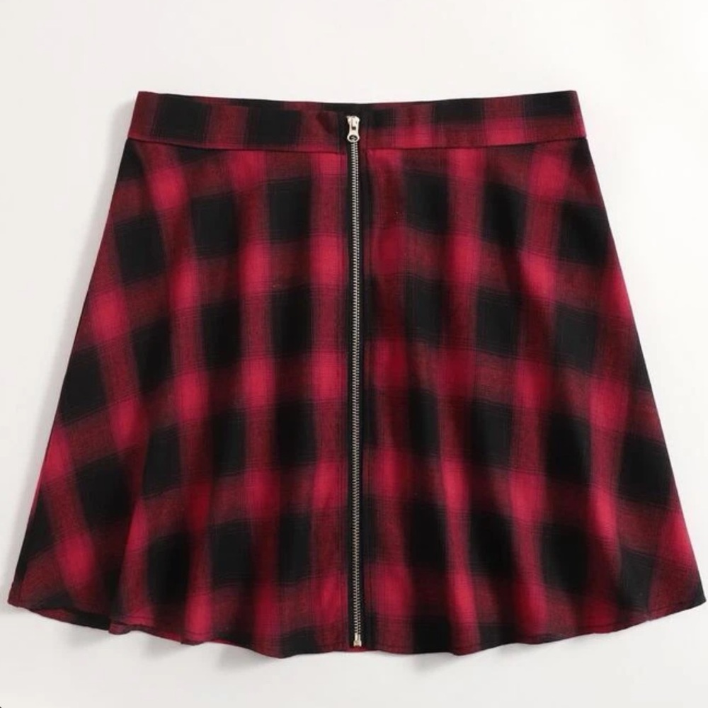 🎈4 for $40🎈SHEIN Plus Red & Black Plaid Zip Up Front Skirt Size 4X